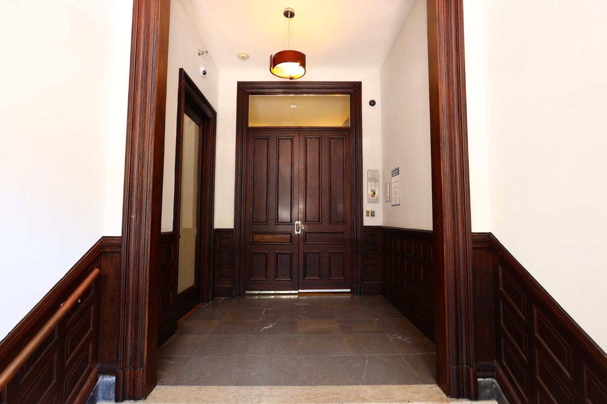 Cozy Newbury Street Studio, #5 Boston Exterior photo